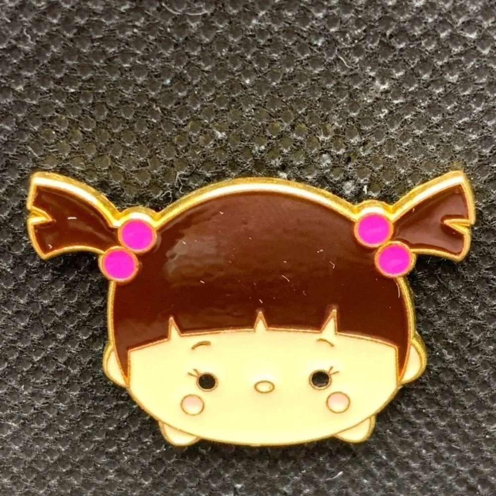 2016 Limited Edition Boo Monsters Inc Tsum Disney Store trading pin Pixar